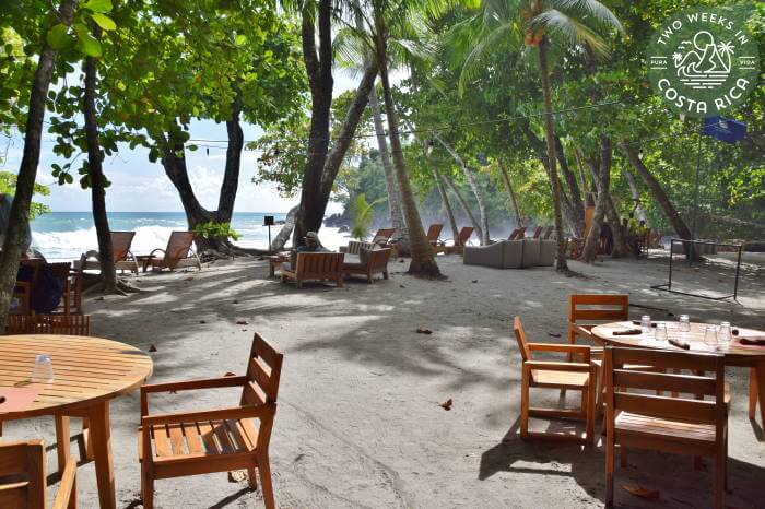 Restaurant on Beach Arenas del Mar