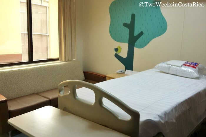 Private room in Maternity Ward Hospital CIMA